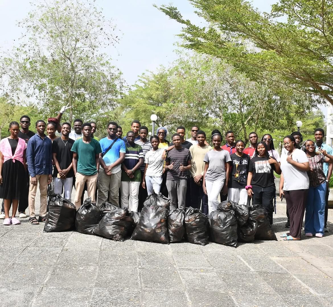 Student Sustainability Initiatives in Focus: The Living Green Club 